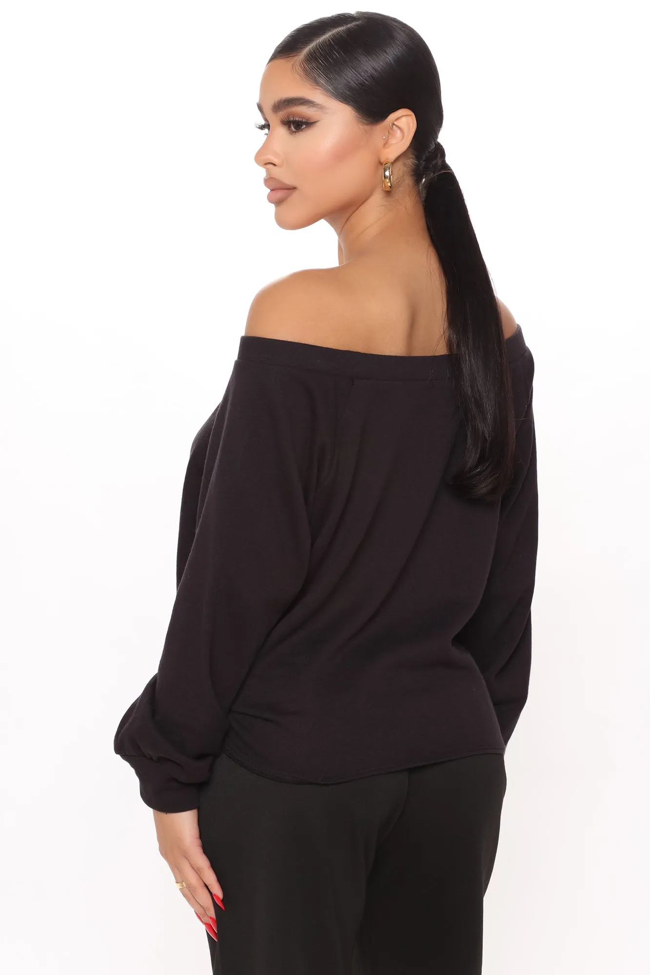 Baddie Got Them Lips Off Shoulder Top - Black