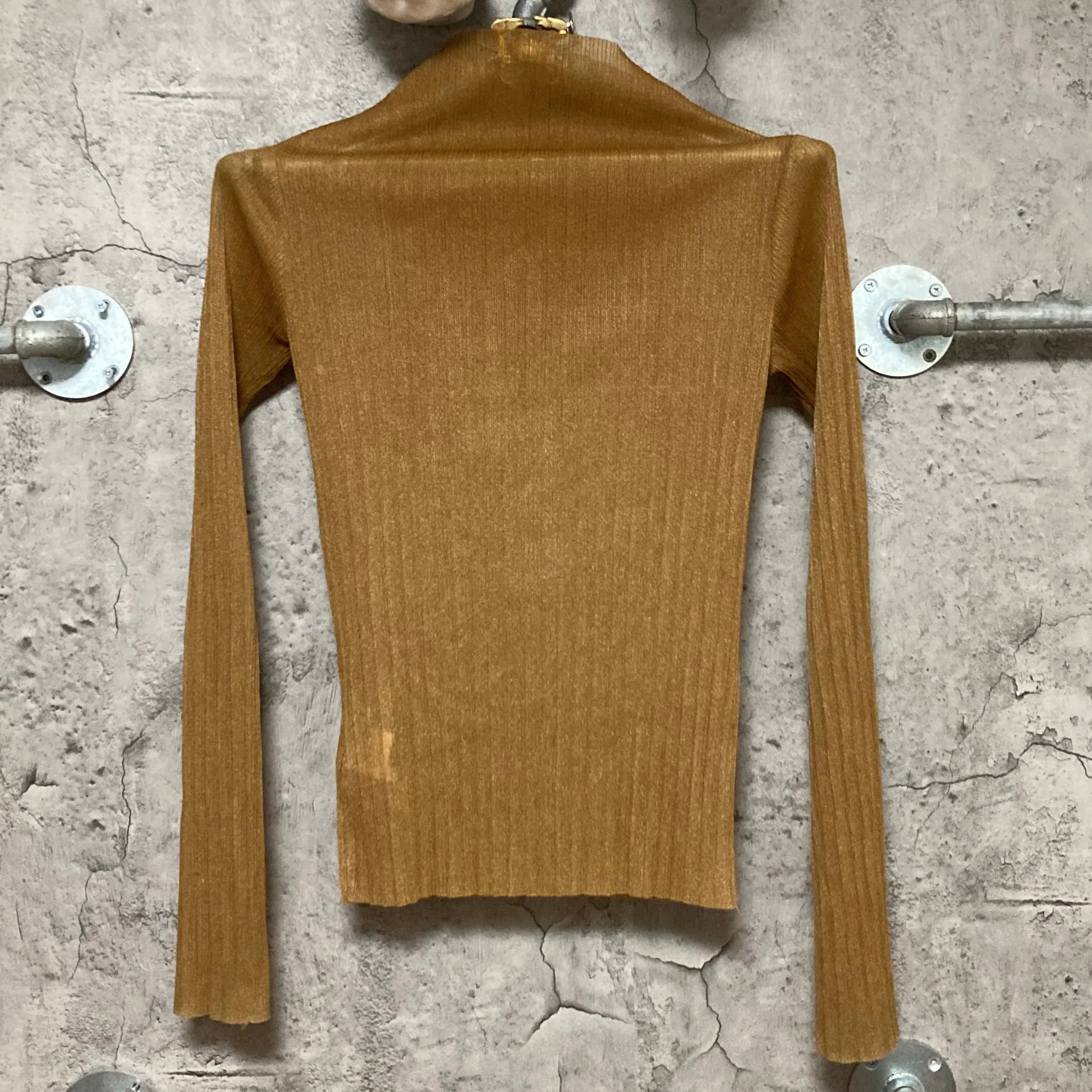 see-through pleated tops snidel