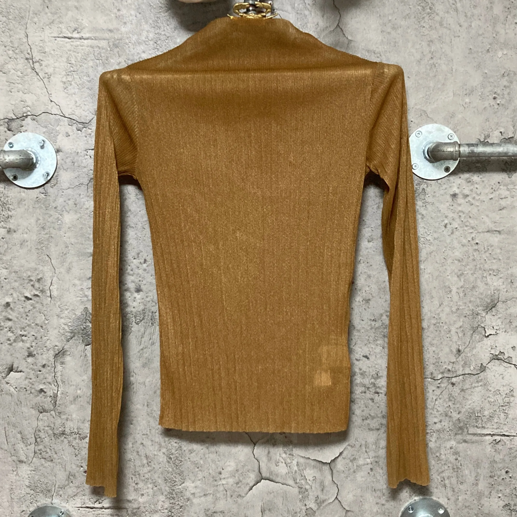 see-through pleated tops snidel