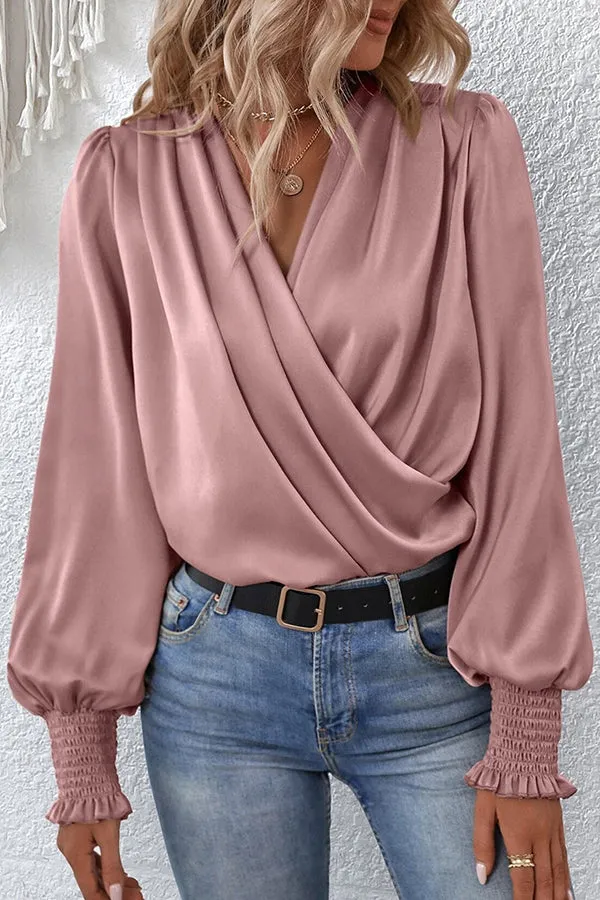 Sunniva V-neck Lantern Sleeve Elegant