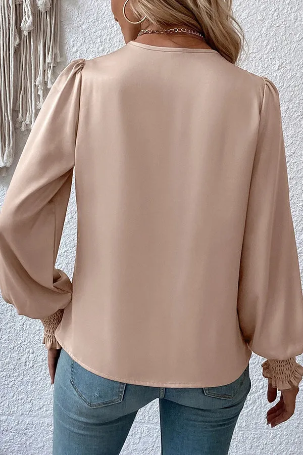 Sunniva V-neck Lantern Sleeve Elegant