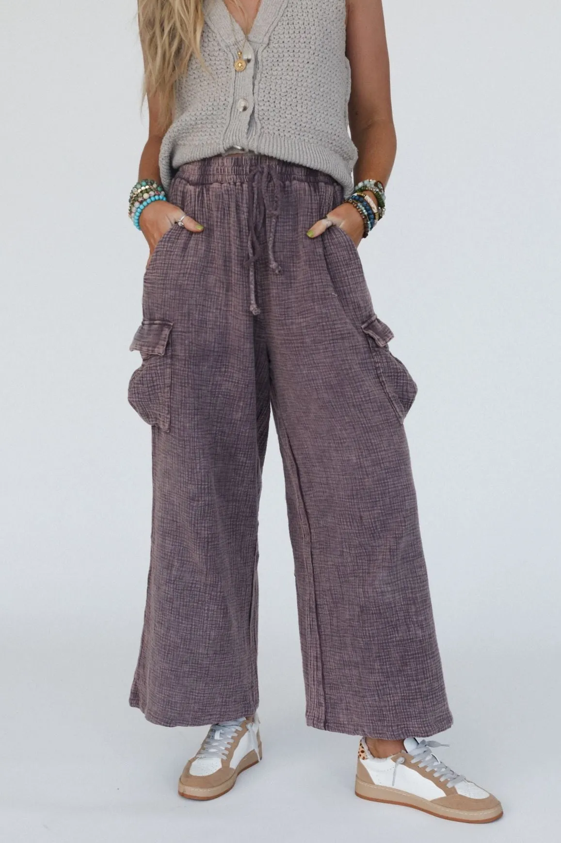Vibes For Days Pants - Mocha