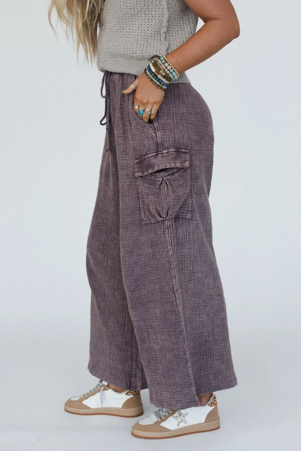 Vibes For Days Pants - Mocha